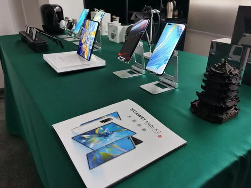 科技與藝術(shù)的美妙邂逅 華為Mate X2品鑒會(huì)對(duì)話藝術(shù)家柯明活動(dòng)圓滿落幕